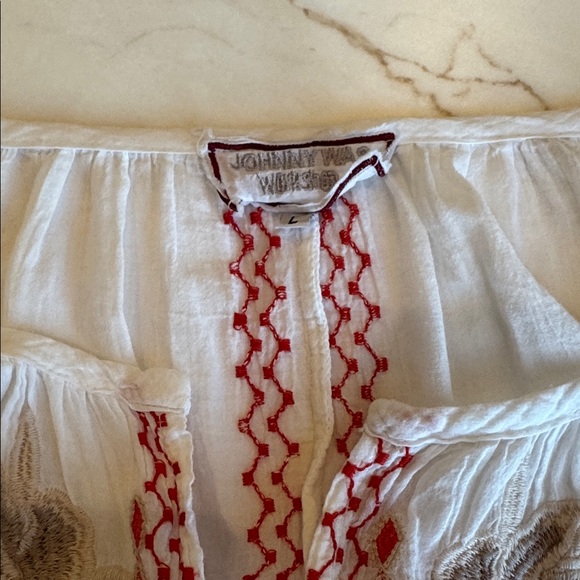 Johnny Was White Blouse with Red and Brown Embroidery - Picture 5 of 5